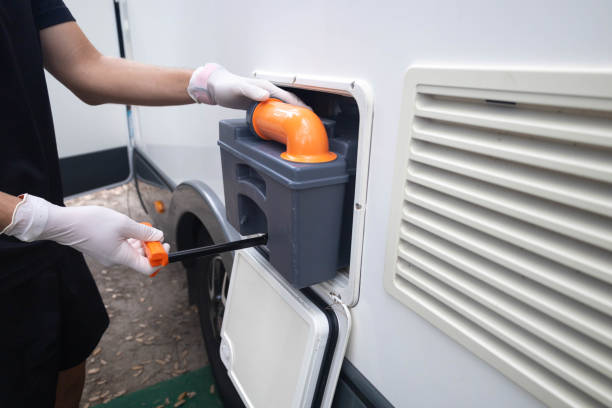 Portable Toilet Options We Offer in Vernon, TX